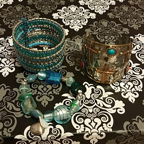 bracelets Jewelry - BRACELET LOT OF 3!!!